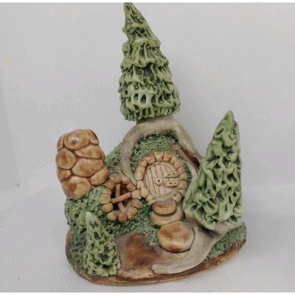 Hobbit Hole Bag End LOTR Hand Sculpted Porcelain Miniature Dana Smallwood VTG - Picture 2 of 10